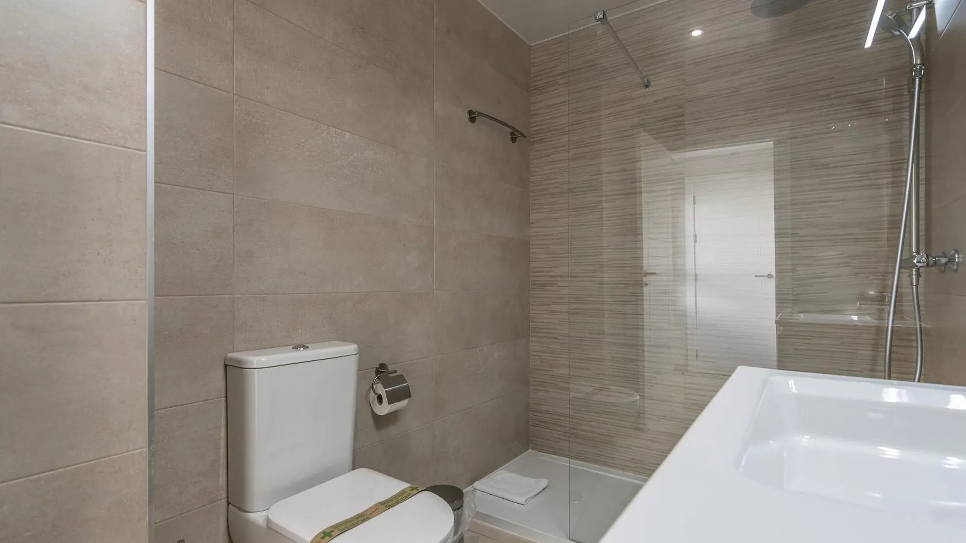 Apartament Los Flamencos Atico By H - Playa De Los Haraganes Hlhf3502P18 Isla Canela