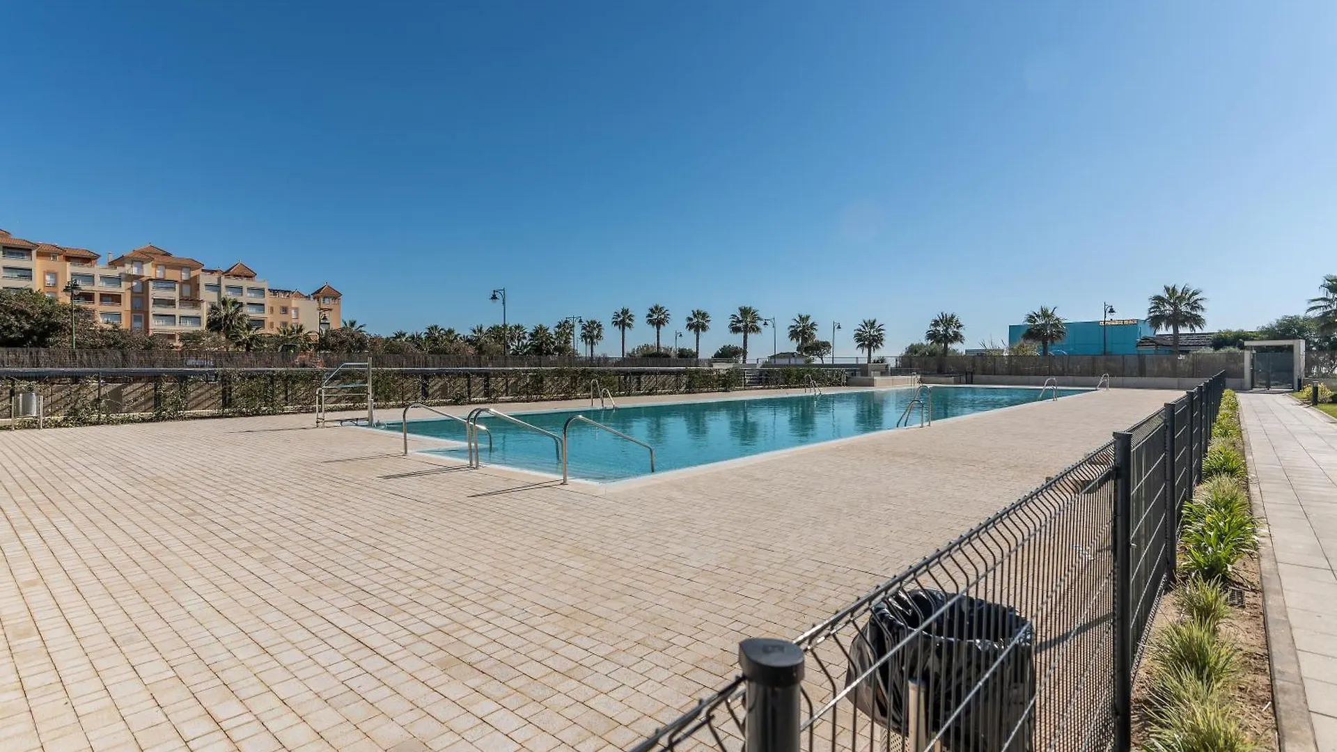 Apartament Los Flamencos Atico By H - Playa De Los Haraganes Hlhf3502P18 Isla Canela